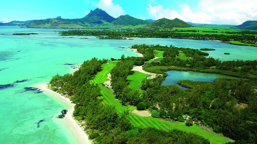 Trou 11 du superbe parcours de golf de l'Île aux Cerfs