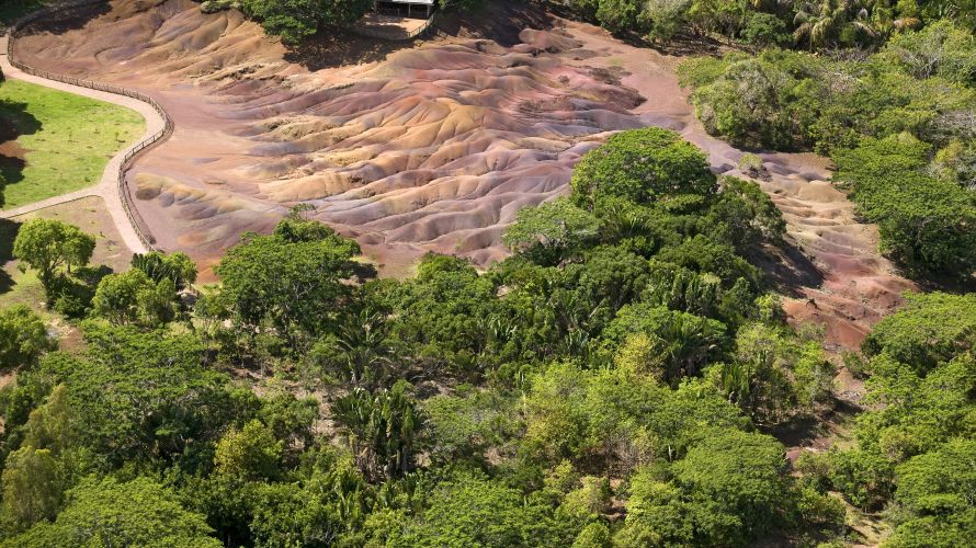 La terre aux sept couleurs à Chamarel